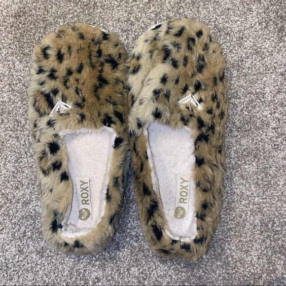 Roxy Slippers 🤎 - Picture 1 of 3